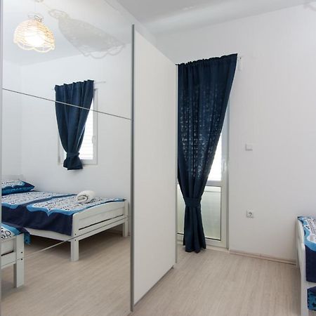 Lux Apartman S Pogledom Na More Трогир Экстерьер фото